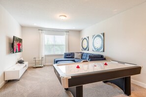 TV - Shining Villa with Home Theater at Encore (Kissimmee)