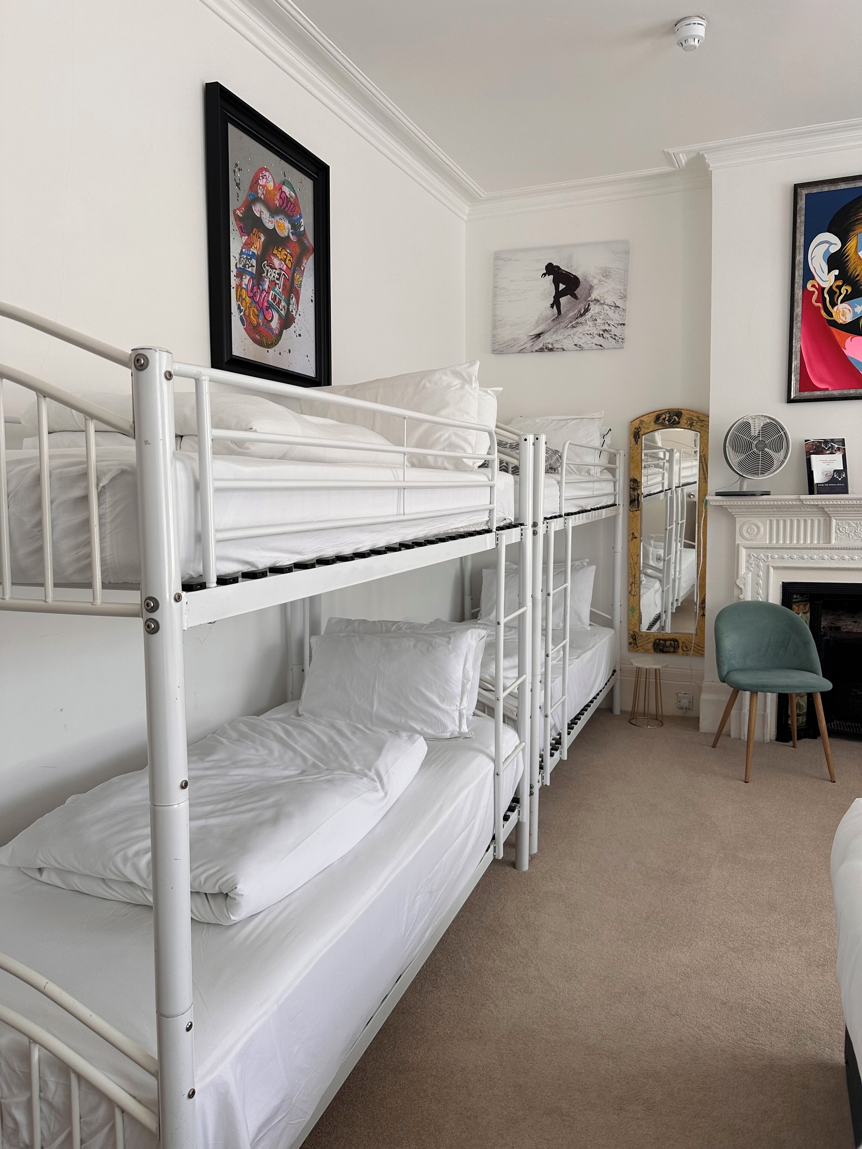 5 bedrooms, desk, iron/ironing board, travel crib