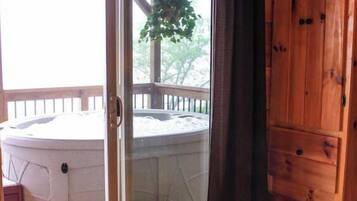 2 habitaciones, escritorio, wifi gratis y ropa de cama