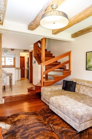 Family House | Living area | TV - LOCAR-IN GRAMADO- JARDIM BELA VISTA (Gramado)