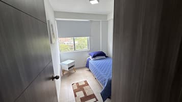 3 habitaciones, tabla de planchar con plancha y wifi gratis