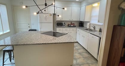 Stunning home in the middle of midtown close to fairgrounds.