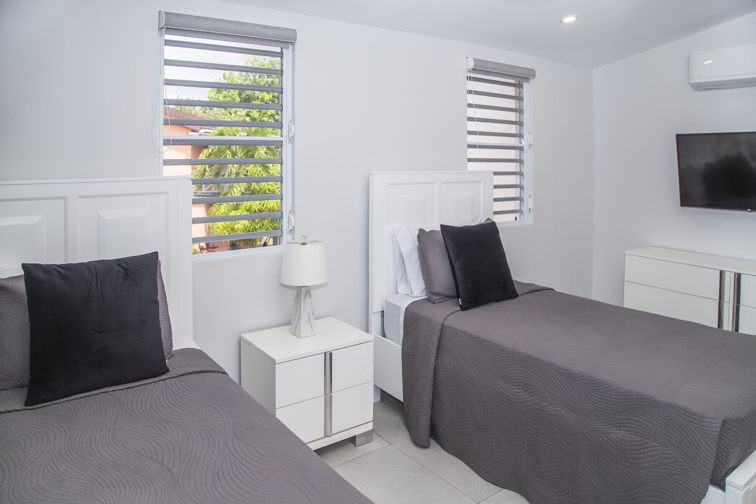 2 chambres, coffres-forts dans les chambres, Wi-Fi gratuit