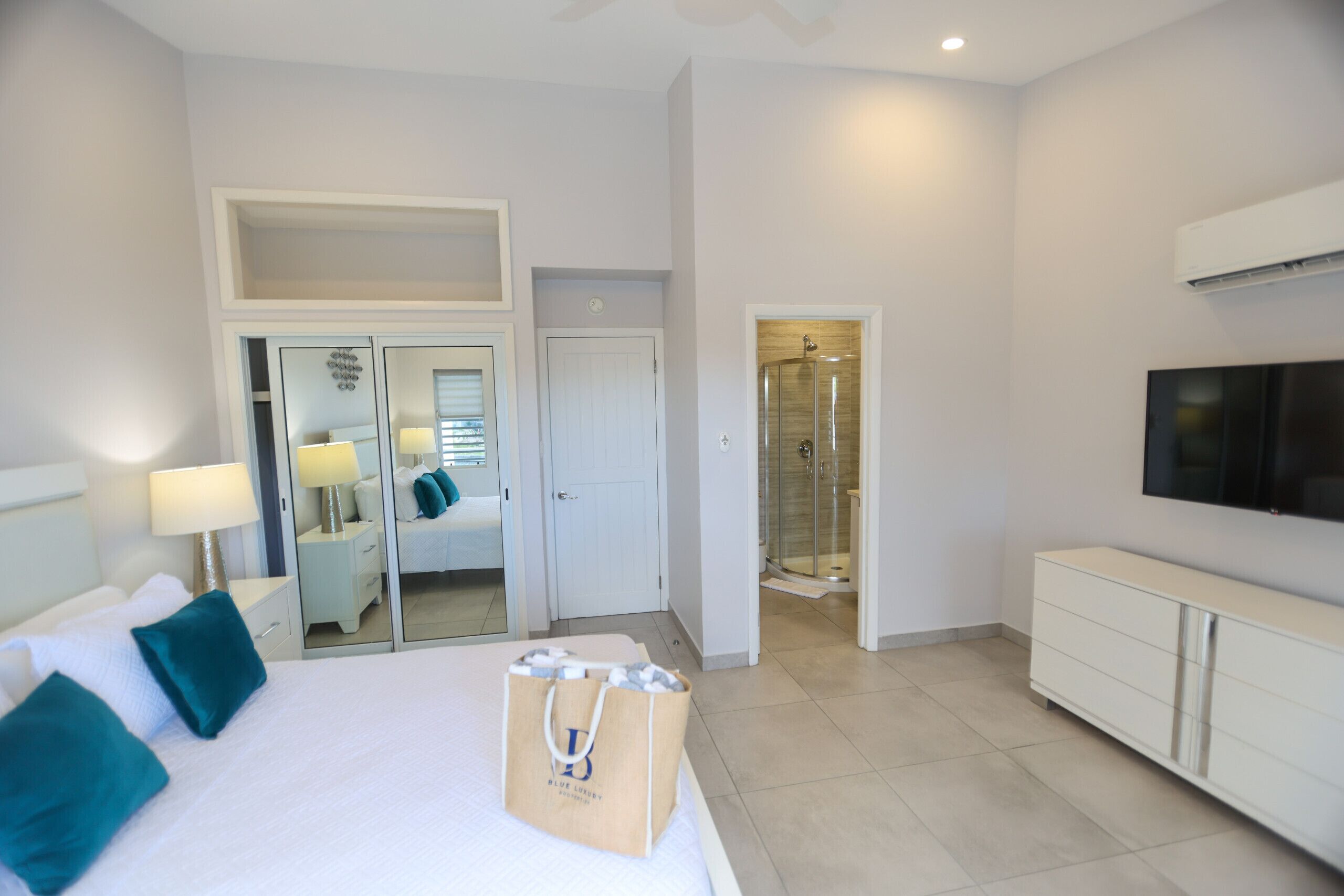 2 chambres, coffres-forts dans les chambres, Wi-Fi gratuit