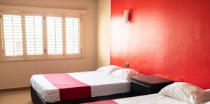 Basic-Doppelzimmer | Laptopgeeigneter Arbeitsplatz, kostenloses WLAN