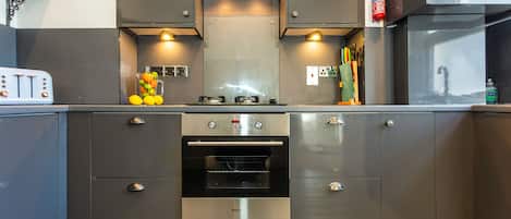 Apartamento luxo | 2 quartos, camas Tempur-Pedic, individualmente decorados