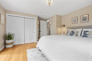 4 chambres, bureau, lit parapluie, Wi-Fi gratuit