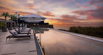 Courtyard By Marriott North Pattaya