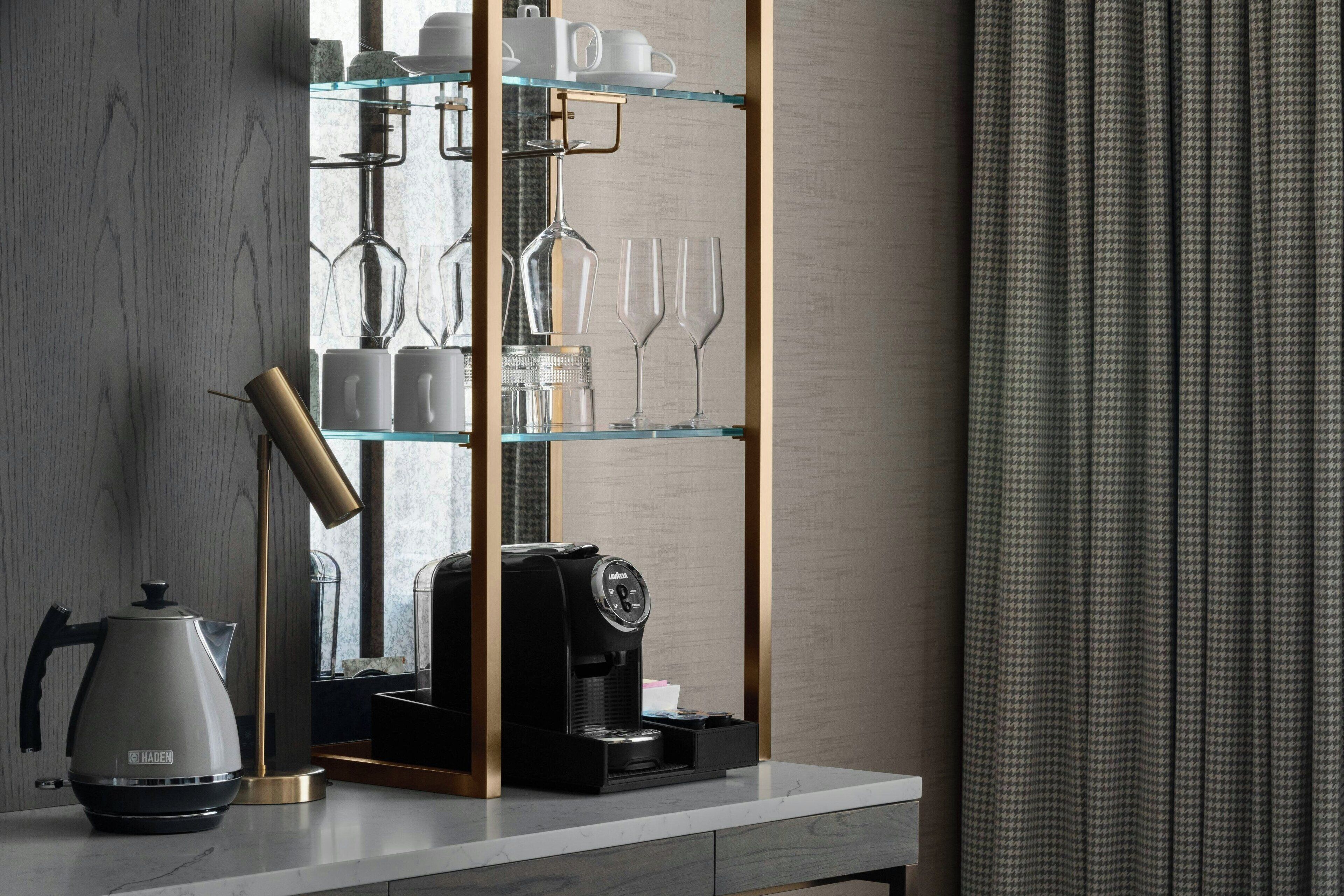 1 bedroom, premium bedding, minibar, in-room safe