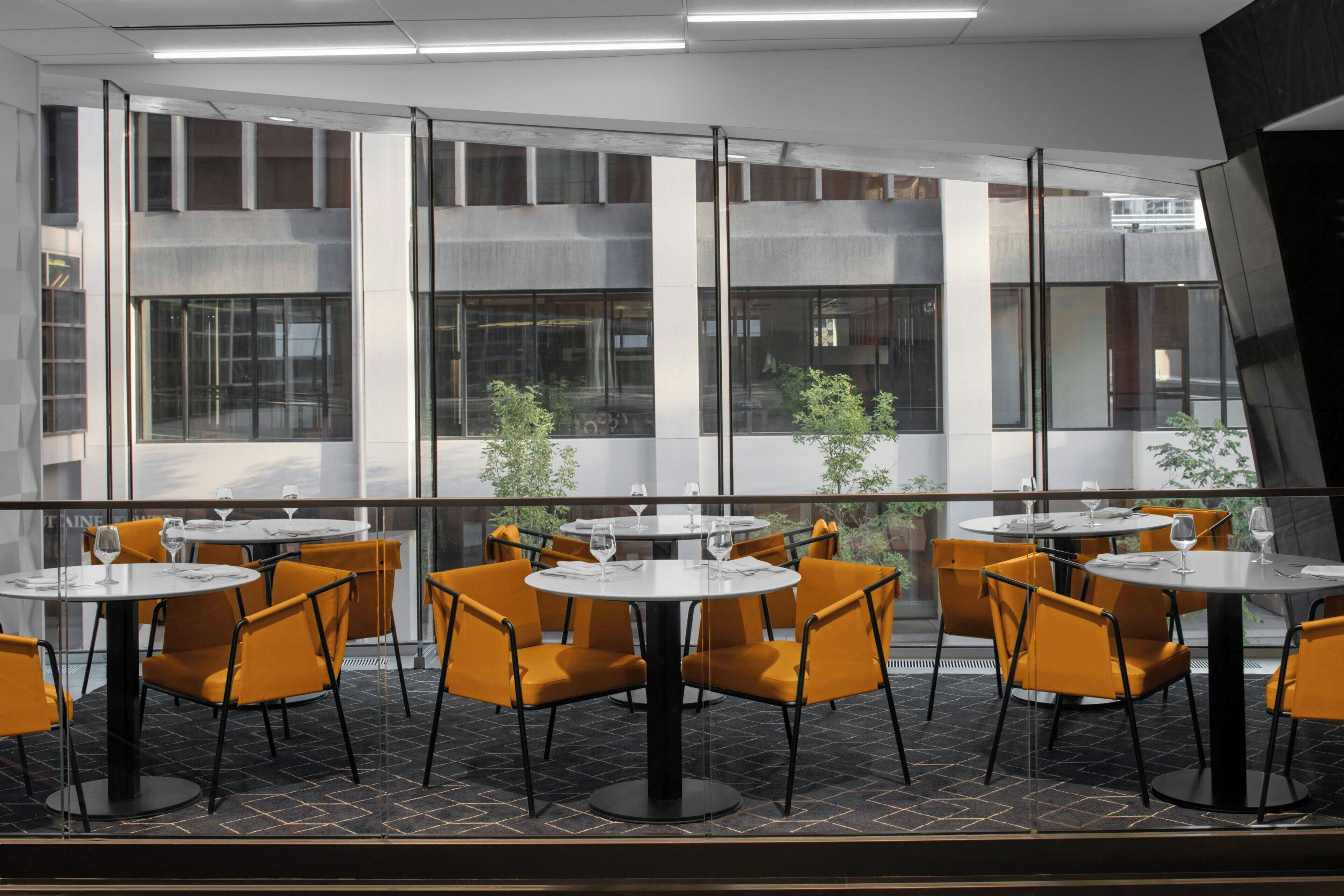 Photo - Courtyard by Marriott Calgary Downtown