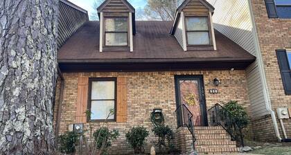 Lovely 2bedroom 3beds townhouse breathtaking view