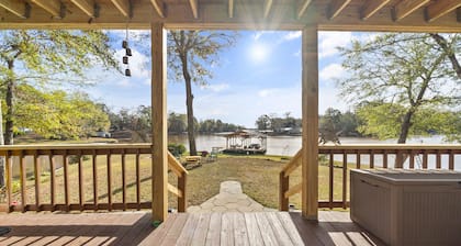 Sleeps 10, Igloo Guest House, 5 Kayaks, + MORE!