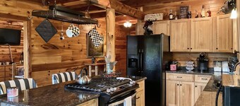 White River Beautiful Home! Fisherman's Paradise!