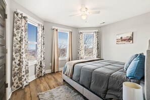 4 chambres, fer et planche à repasser, Wi-Fi gratuit, draps fournis