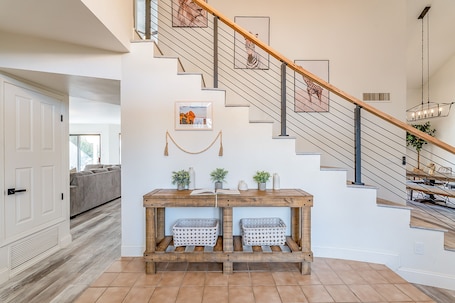 Interior. 5bd/3ba, Gas Grill, King Beds, Huge Saguaro, Mountain Views | Sunoria Haus
