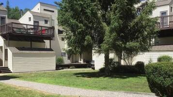 Apartment (Happy Haven) | Exterior