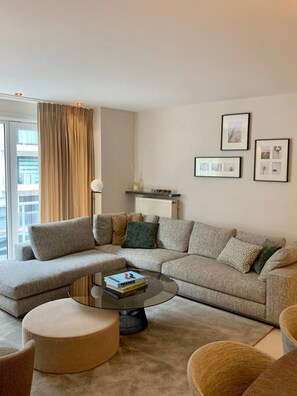 Televisie en een kantoor