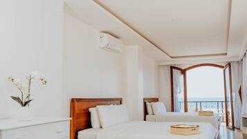 Panoramic Suite | Premium bedding, pillowtop beds, individually decorated
