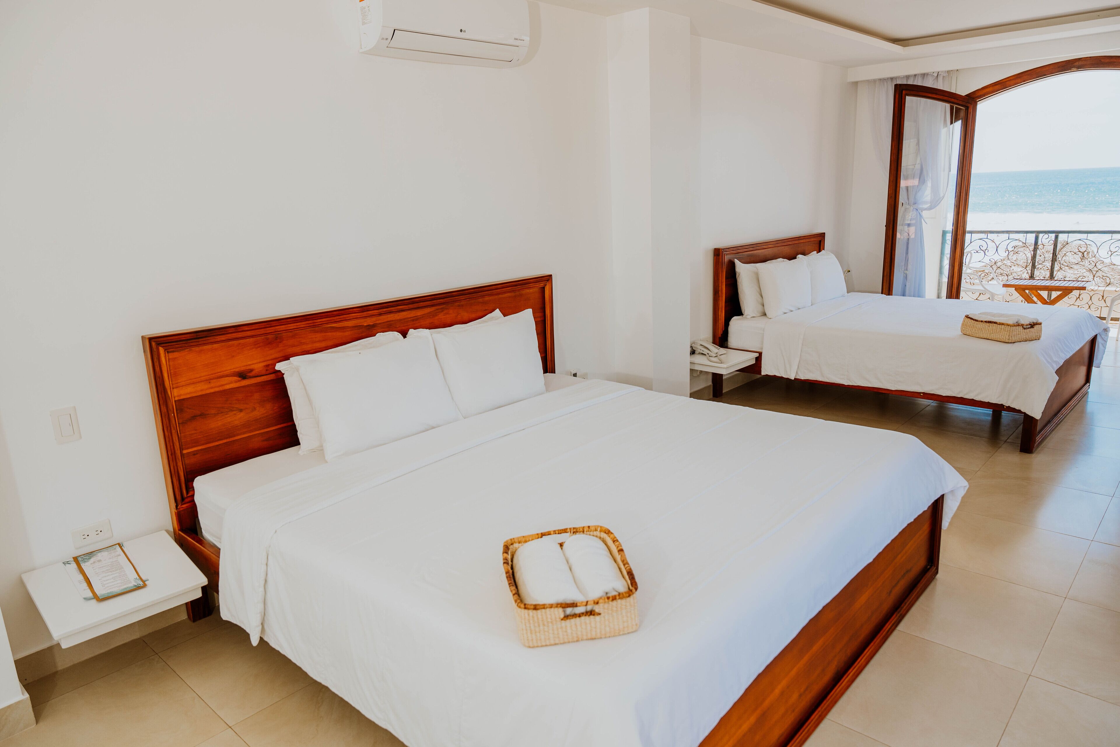 Panoramic Suite | Premium bedding, pillow-top beds, individually decorated