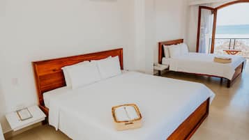 Panoramic Suite | Premium bedding, pillow-top beds, individually decorated