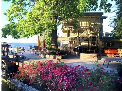 Pool/Spa Lakefront, Lakeport, Clearlake, King Ste W/dock for fishing or boating.