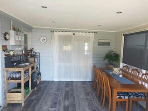 Dining - SWANSONG (Queenscliff)