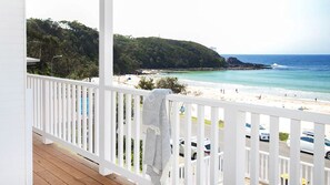 Property grounds - Pas Beach House Apartment 2 (Mollymook Beach)
