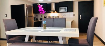 Hermoso y amplio apartamento totalmente equipado.