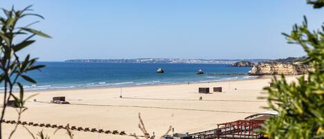 Beach nearby, beach towels