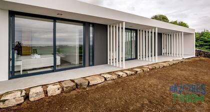 Casa dos Calços (House + Annexes)