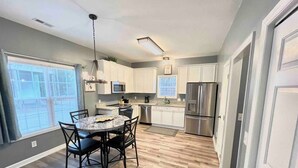 Unclassified image, 2 of 23, button - Beautiful, Spacious, Hidden Gem In Heart of ILM (Wilmington)