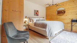 3 Schlafzimmer, Reisekinderbett, WLAN, Bettwäsche