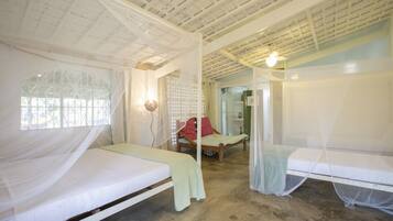 Chalé família | 1 quarto, roupas de cama premium, individualmente decorados