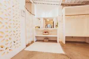 Stuga Design | 1 sovrum, sängtillbehör av högsta kvalitet och individuell inredning