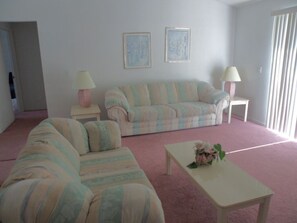 Televisión y reproductor de DVD 