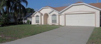 🌈✨ Magical Pink Disney Getaway | Family Fun 🏊‍♀️ • Pool 🅿️ • 3BR/2BA 🛏️🛁