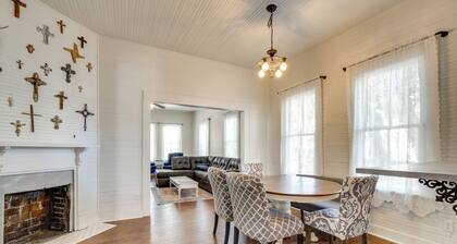 Charming 100-Year-Old Home < 1 Mi to Downtown