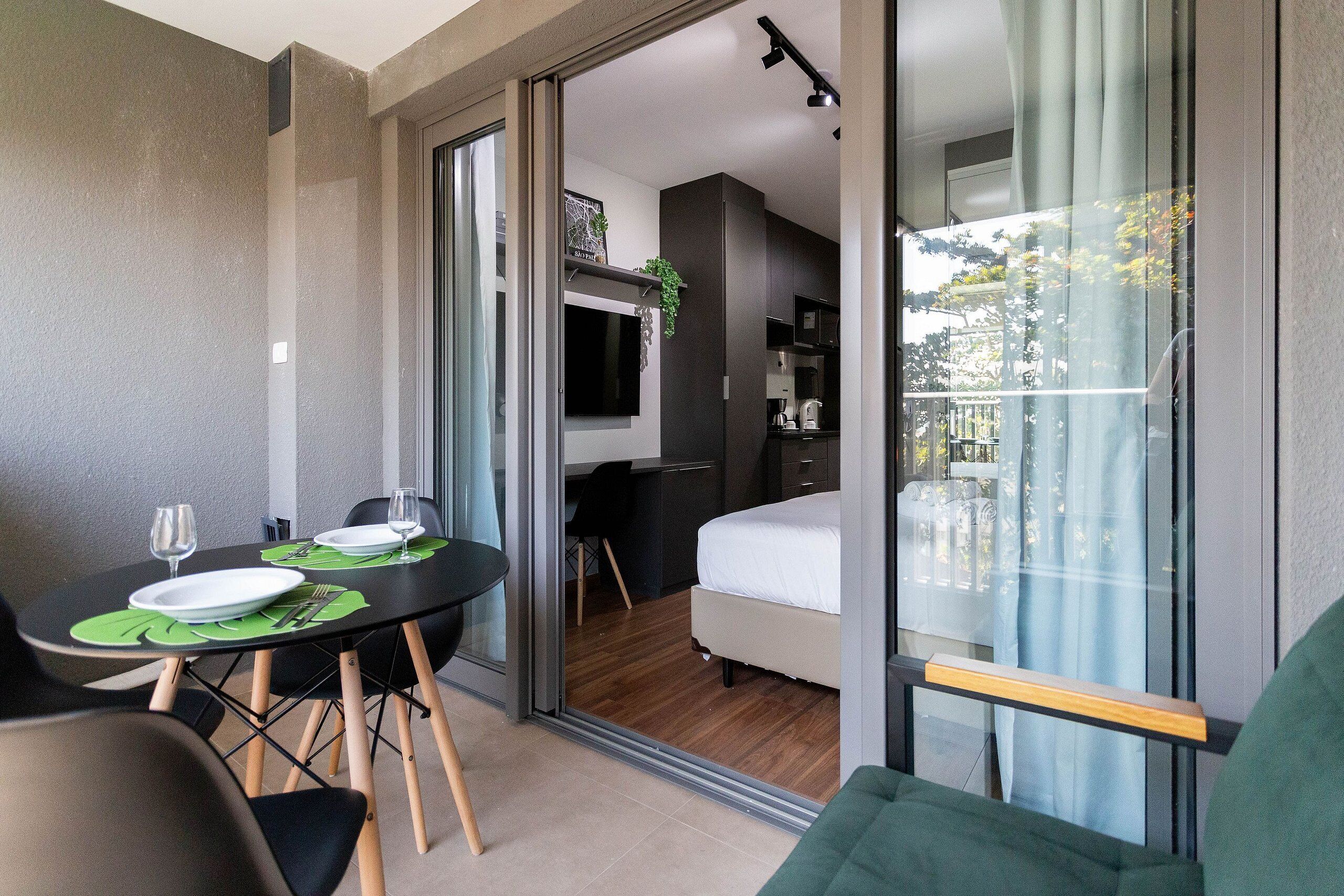 City Studio, Ensuite | Premium bedding, blackout drapes, soundproofing, free WiFi