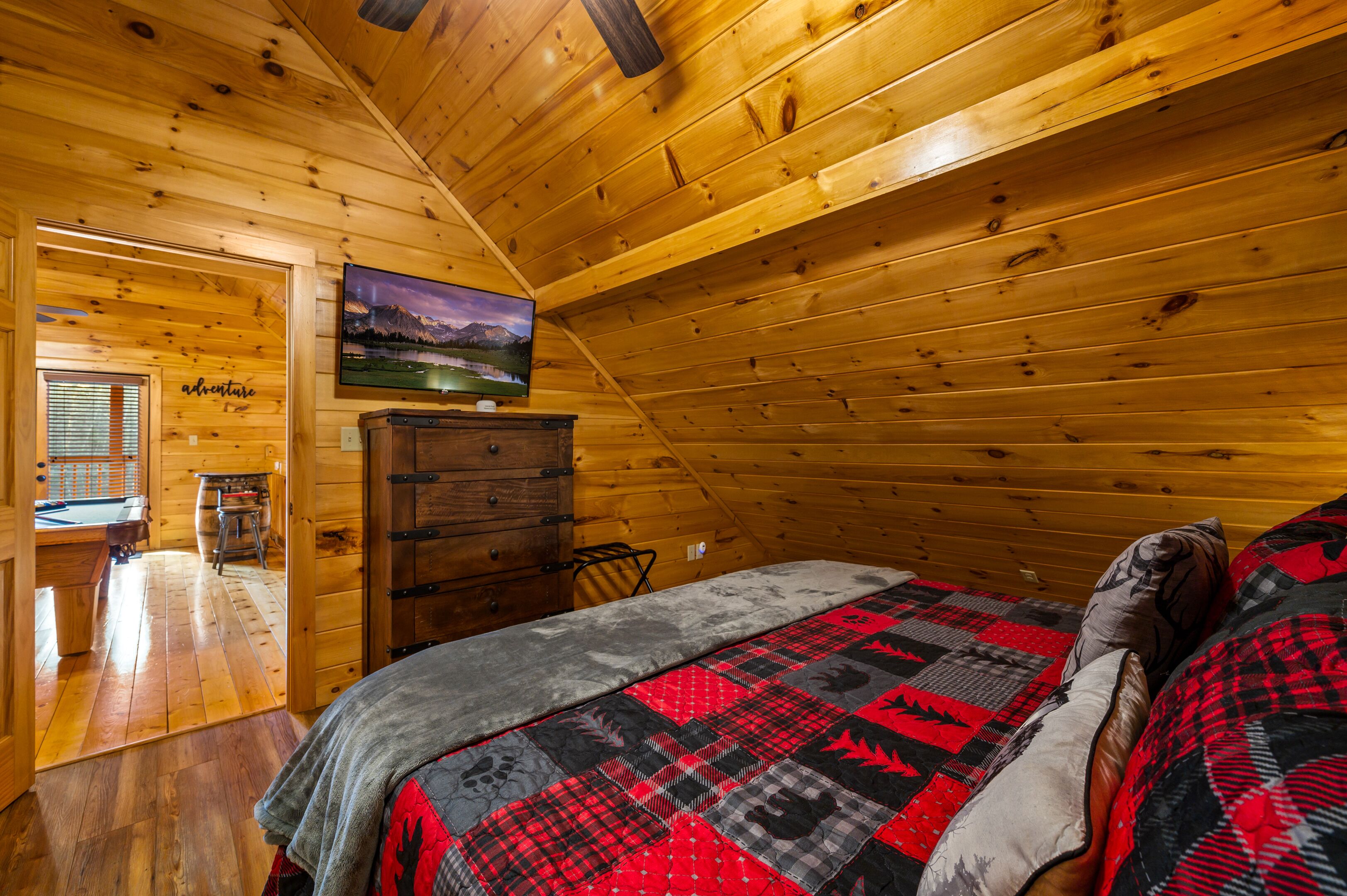 2 chambres, fer et planche à repasser, lit parapluie, Wi-Fi gratuit