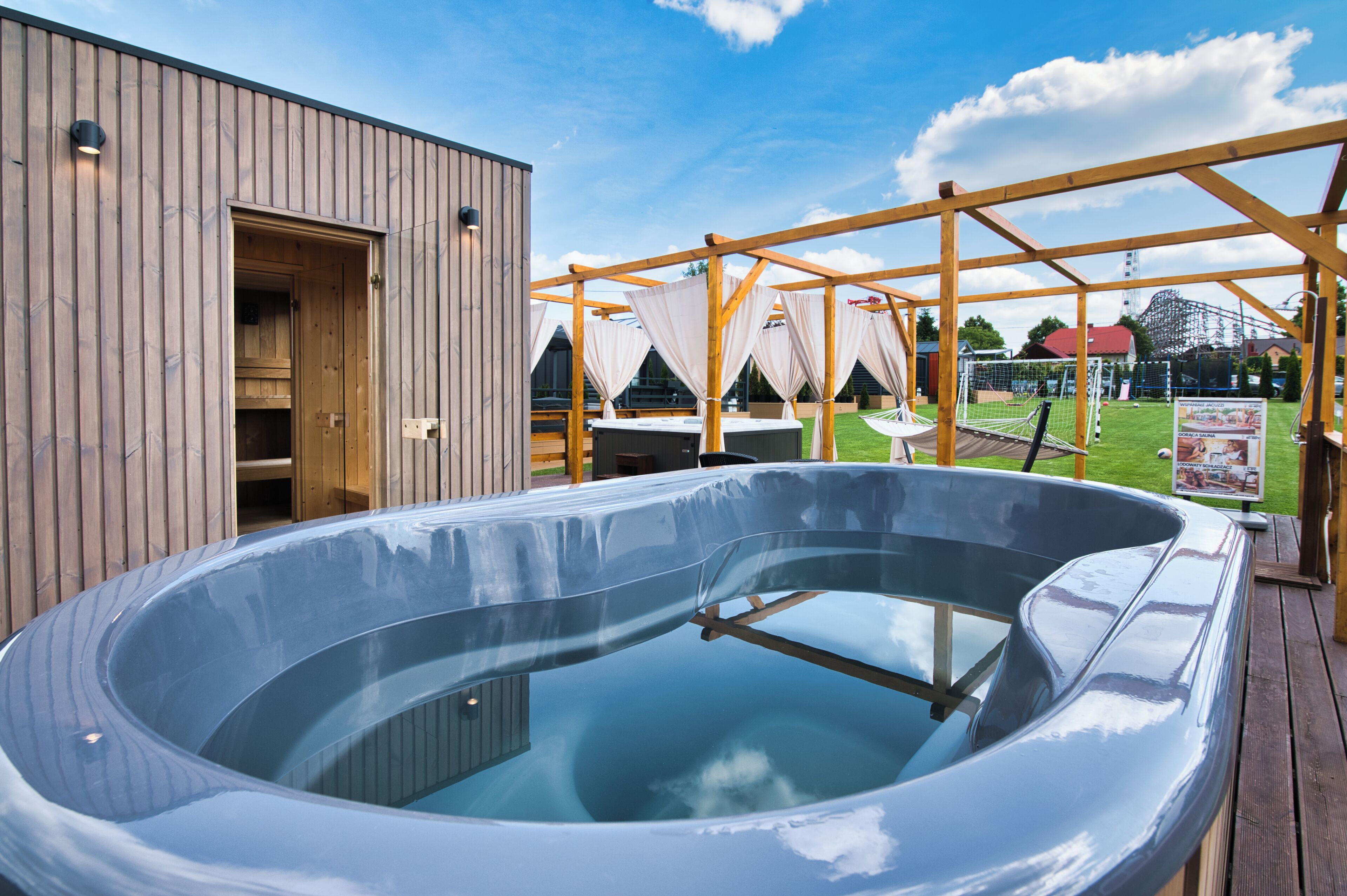 Hot tub, steam room, hot springs