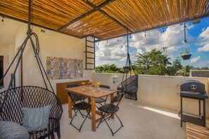 Outdoor dining - Wayuum Suites 4: Oasis in Paradise (San Miguel de Cozumel)