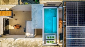 屋外プール
