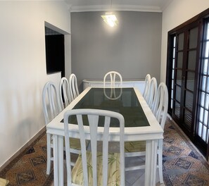 Dining - Riviera House Vacation (SP)