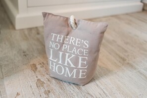 Unclassified image, 5 of 27, button - Comfortable vacation apartment in the first row of the beach with balcony in Zingst - (Zingst)