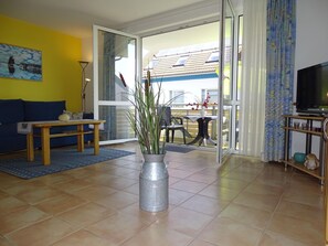 صورة غير مصنفة، 3 من 24، زرّ