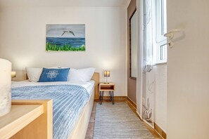 1 bedroom, WiFi - Modern apartment in the first row to the beach in Zingst with terrace and WLAN - (Zingst)