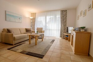 Fernseher, Stereoanlage