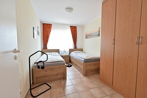 صورة غير مصنفة، 3 من 19، زرّ