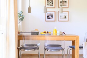 Dining - Comfortable vacation apartment in first beach row with balcony in Zingst - Residence (Zingst)