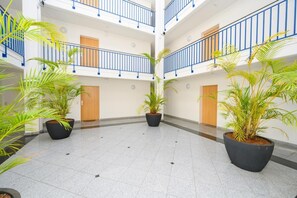 Unclassified image, 2 of 41, button - Comfortable vacation apartment in first beach row with balcony in Zingst - Residence (Zingst)